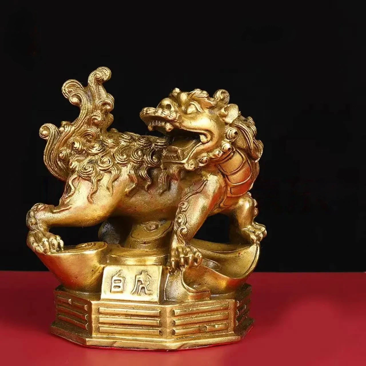 Western White Tiger-Made of brass, meticulously crafted.