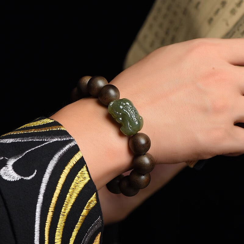 Agarwood & Hetian Jade Pixiu Bracelet – Your Guardian for the Year Ahead