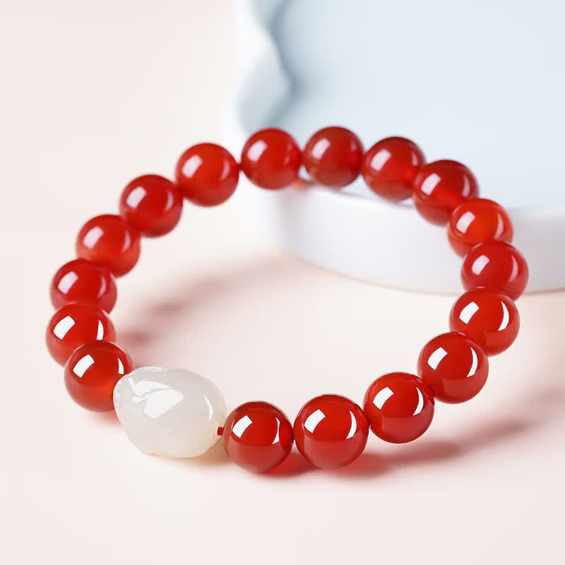 Red Agate & Hetian Jade Pixiu Bracelet – A Bold Welcome to the Year of the Horse