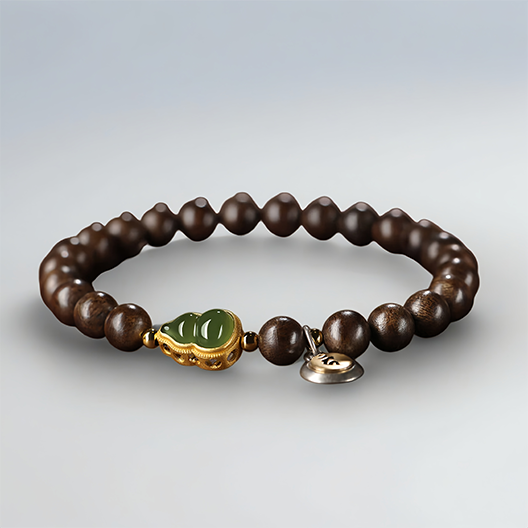 Brunei Agarwood & Hetian Jade Gourd Bracelet – A Fragrance That Lingers, A Guardian That Stays