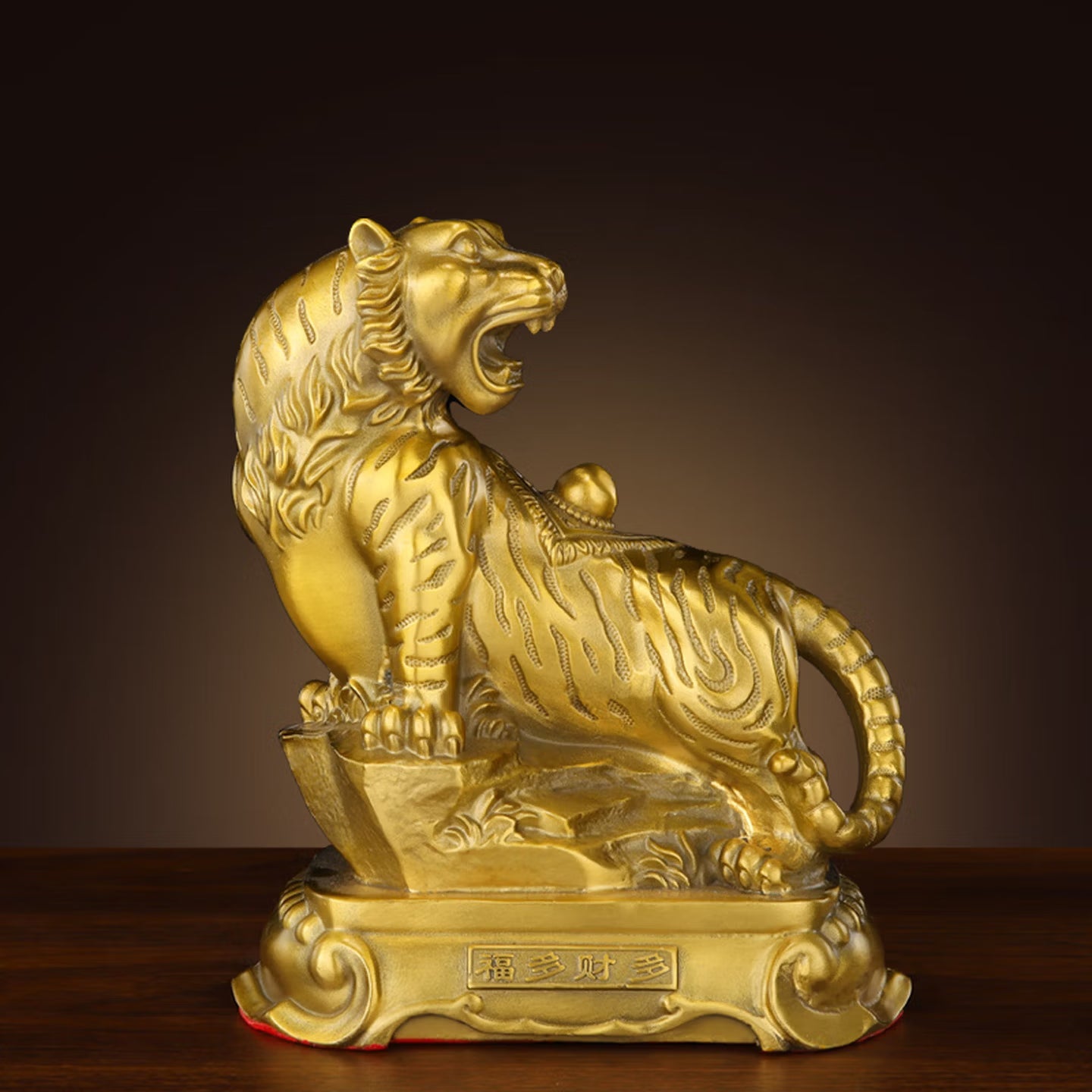 The zodiac sign of the tiger is made of pure brass - Twelve Zodiac animal figurines made of pure brass.