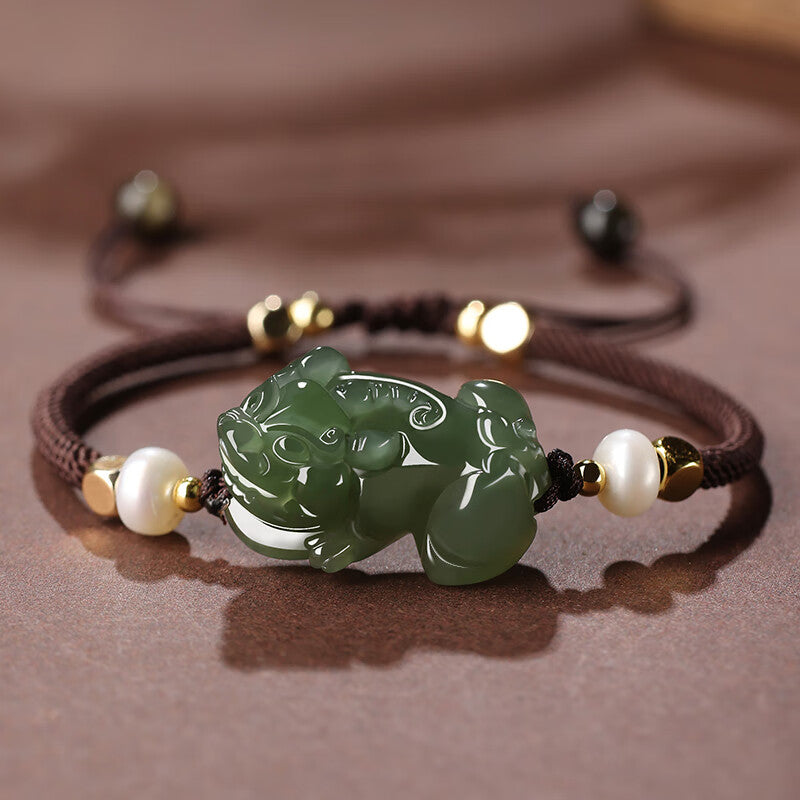 ‘Imperial Crystal’ Hetian Jade Pixiu Bracelet – The One-in-Nine Choice for the Discerning