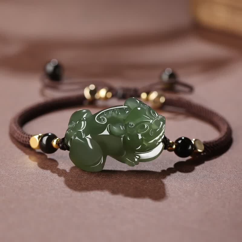 ‘Imperial Crystal’ Hetian Jade Pixiu Bracelet – The One-in-Nine Choice for the Discerning